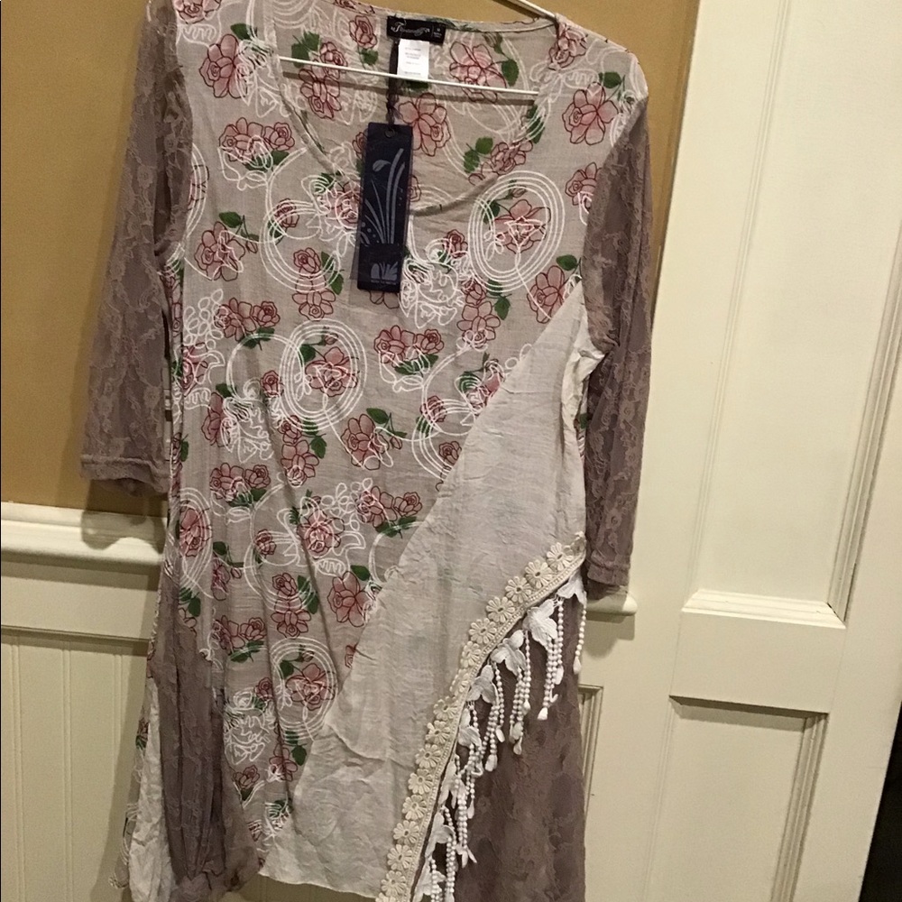 Romantic vintage look tunic